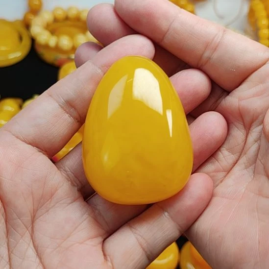 蜜蜡吊坠(赠链)未镶嵌