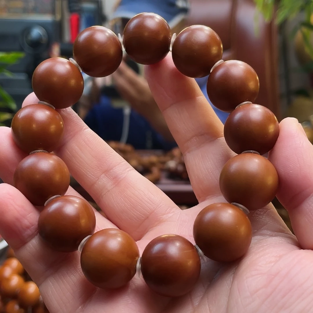 橄榄核手串/手链玮1.8鸡血红