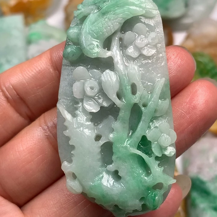 定制翡翠未镶嵌翡翠