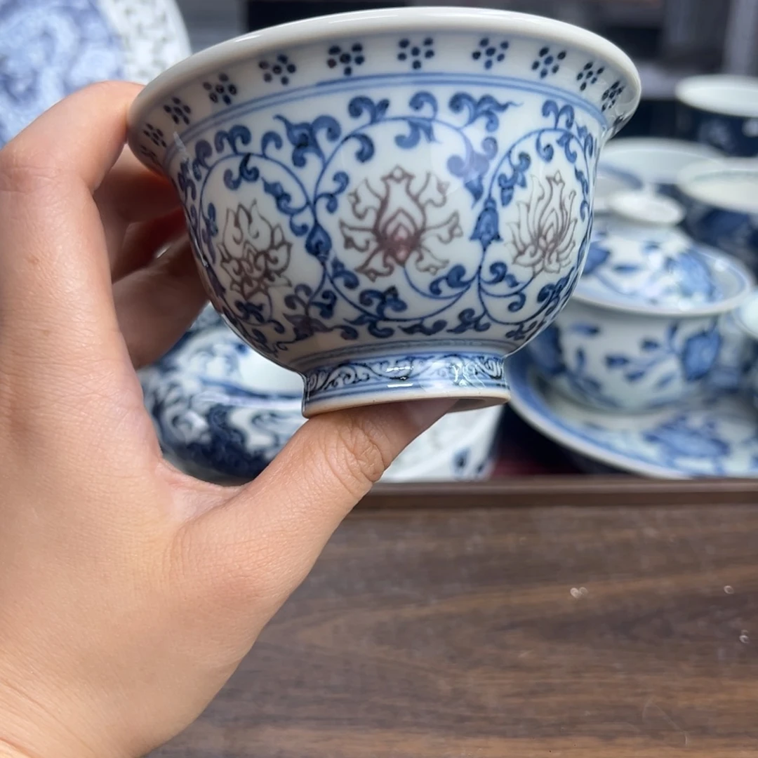 微瑕缠枝莲手绘压手