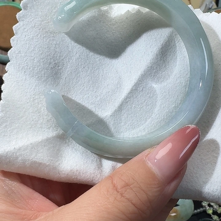 翡翠手镯未镶嵌粉丝福利镯