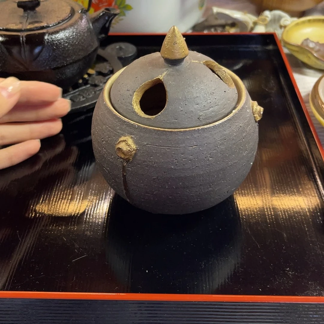 瓷片三足香炉一支啊啊啊30