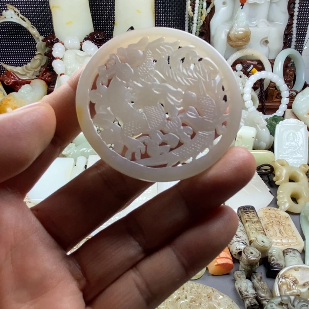 和田玉（糖玉）未镶嵌颈饰