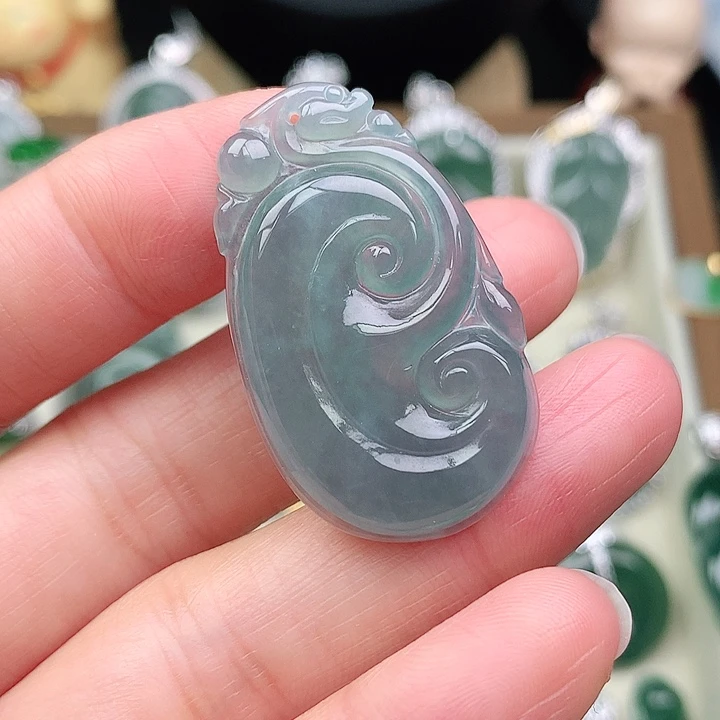 颈饰未镶嵌翡翠吊坠