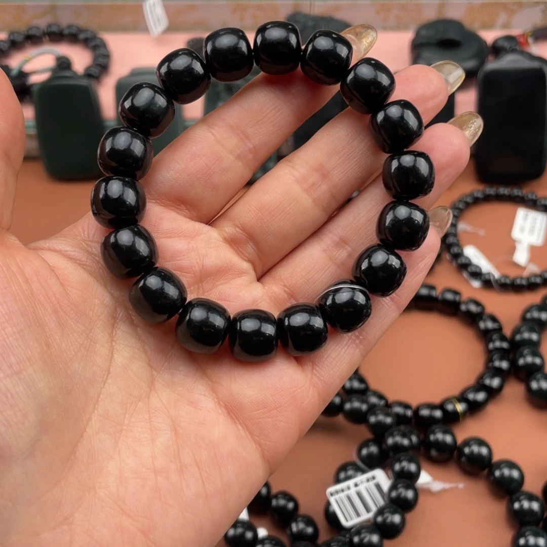 我***啊和田玉未镶嵌手链