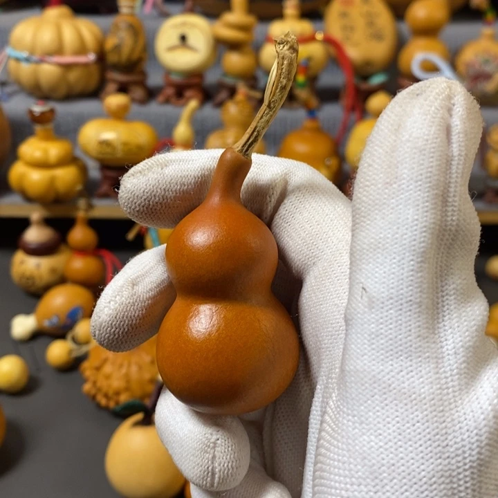 浅***笑据图我摸咯摸娇娇咯哦哦哦