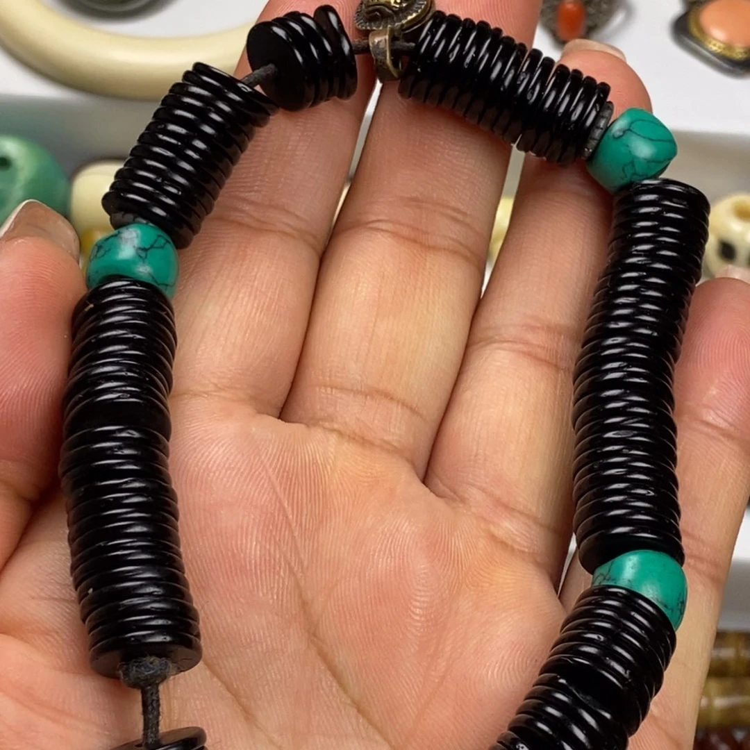 贝壳手串/手链……………………………………