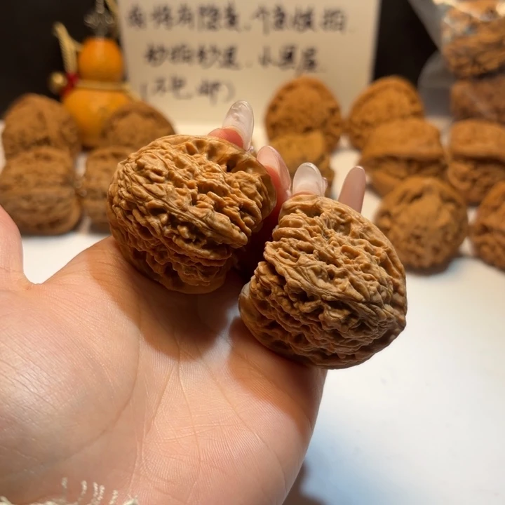 吊坠文玩核桃12号41-38-40天残大凹底