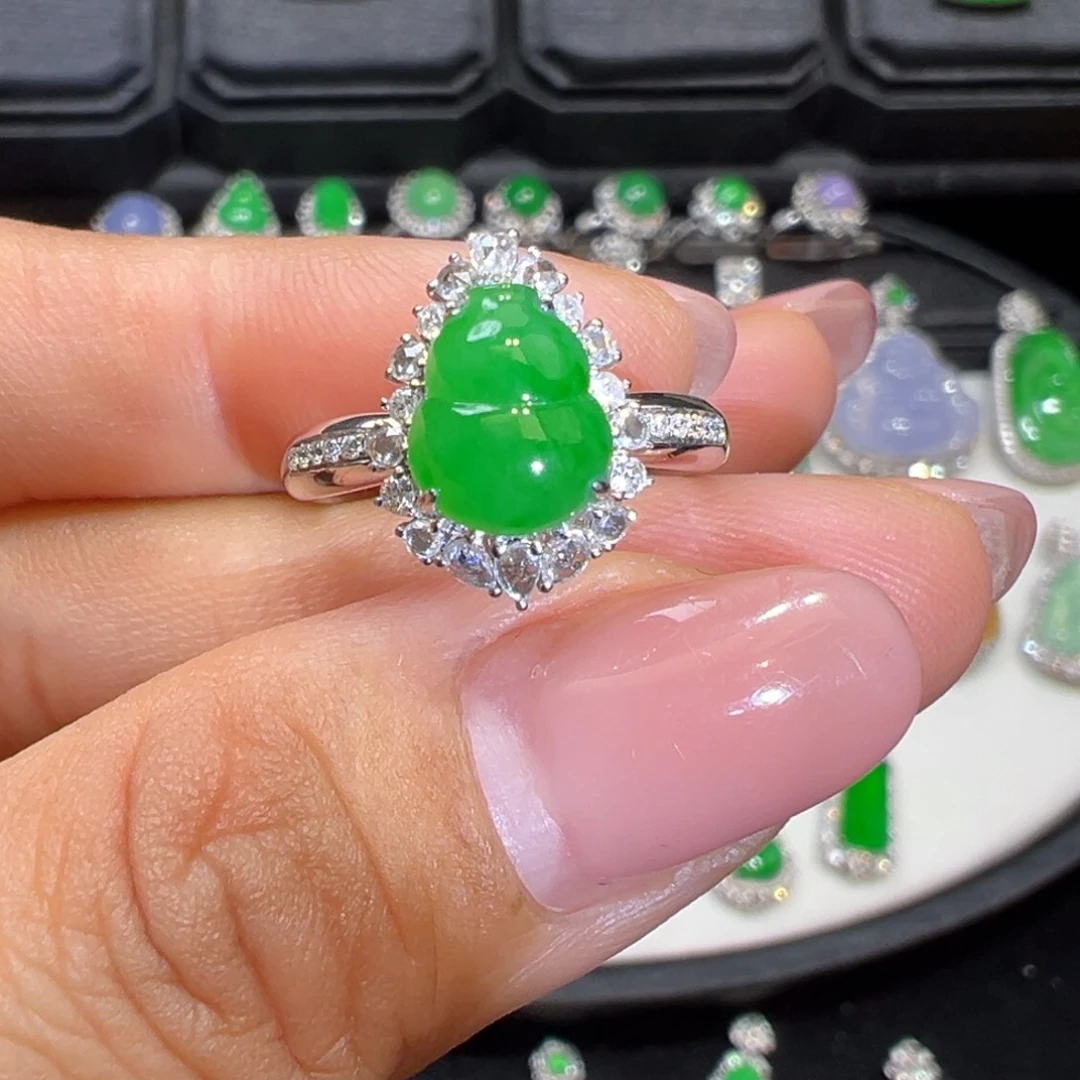 翡翠戒指18K金镶嵌收到货48小时鉴赏期