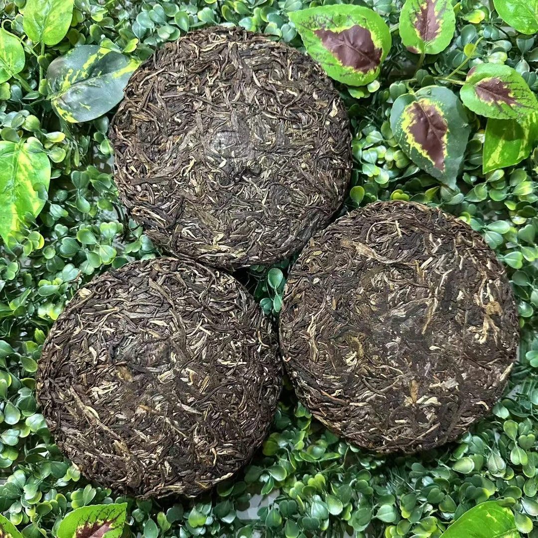 *雨腾小号-单株系列古树普洱茶200g/饼 生茶（三饼一套）