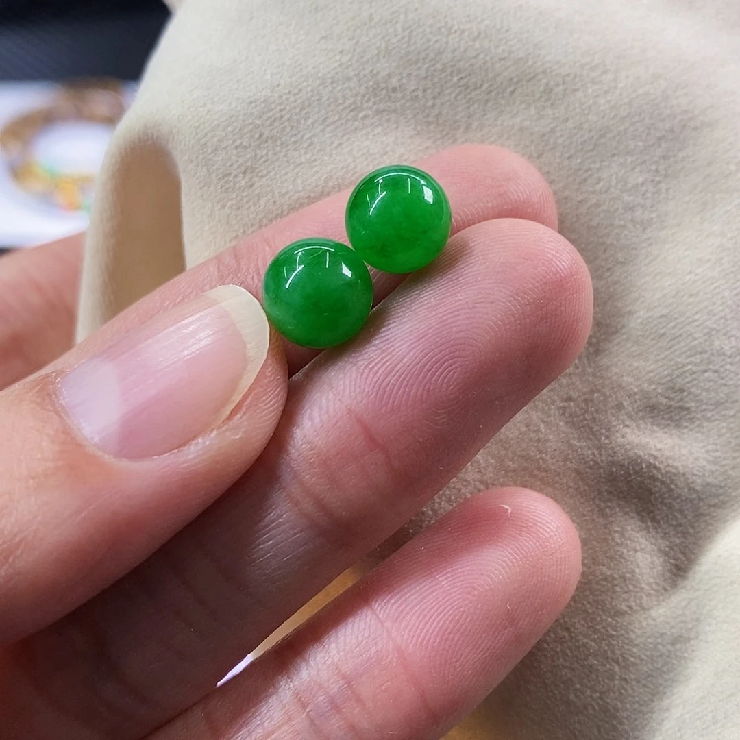 散珠翡翠一对卡8