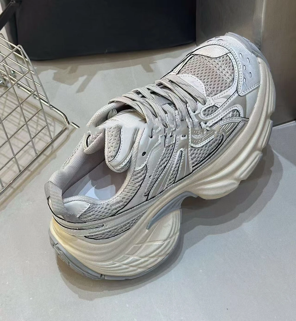 妮子严选“软糯有型”显脚小百搭洋气老爹鞋2662