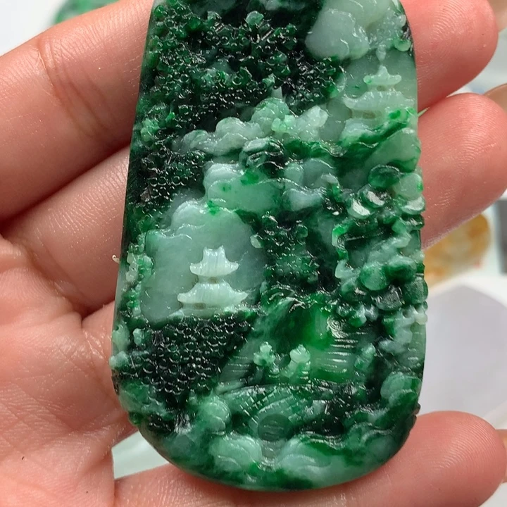 定制翡翠未镶嵌翡翠