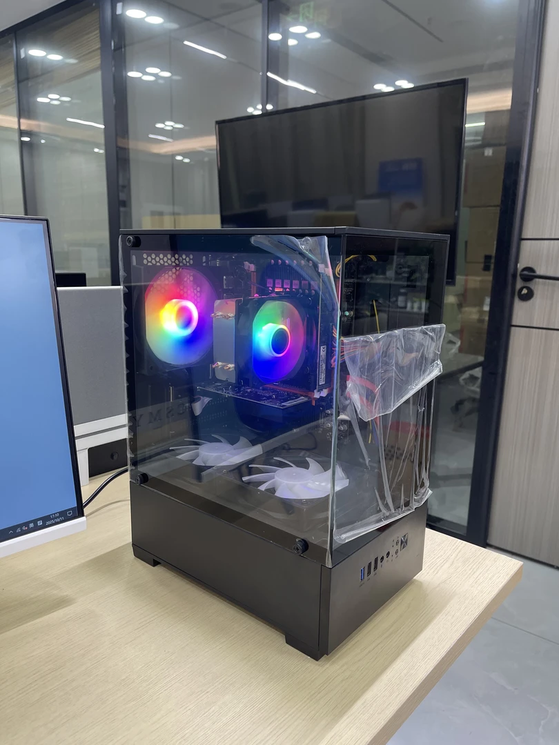 准新品  酷睿 真i7 处理器纯固态 独显4G设计游戏电【公司处理】