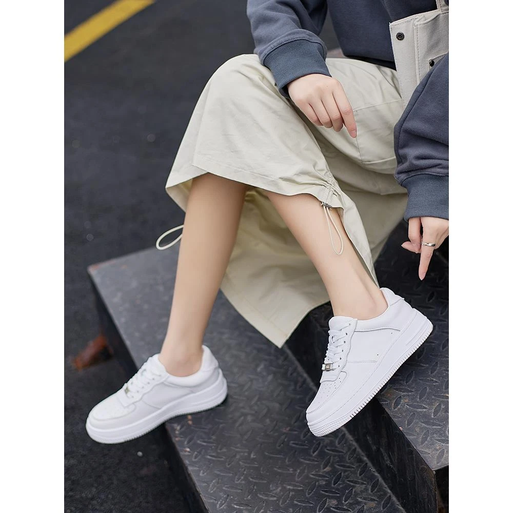 情侣层小众空军白女鞋2025新款流行女鞋多功能平底鞋休闲运动鞋