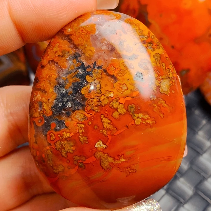 玛瑙/玉髓颈饰未镶嵌！**，