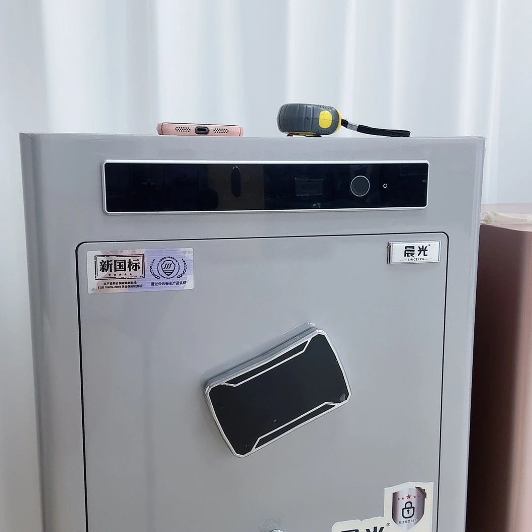 简***福金属优和七60指纹