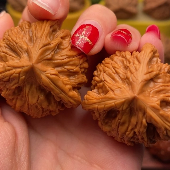 9***0桃核把件玉龙奔40……