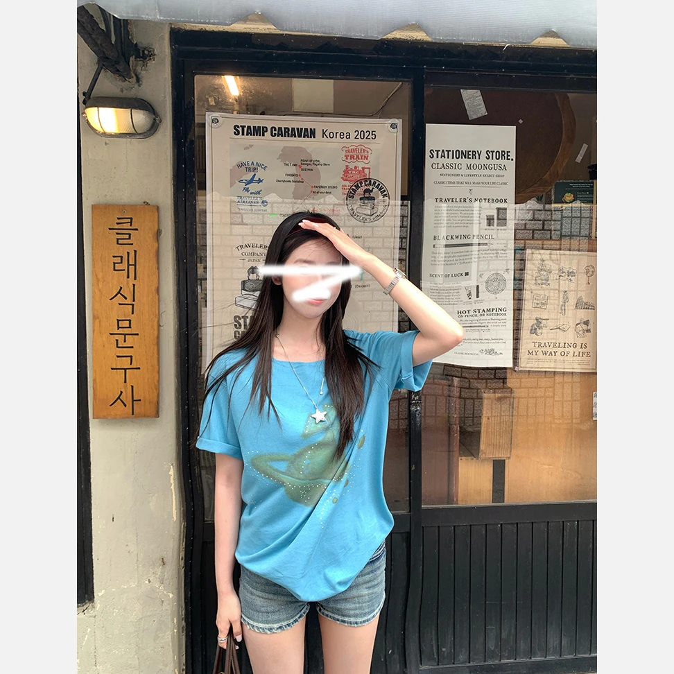 夏日星球印花T恤百搭辣妹休闲舒适透气显瘦圆领宽松T恤短袖上衣女