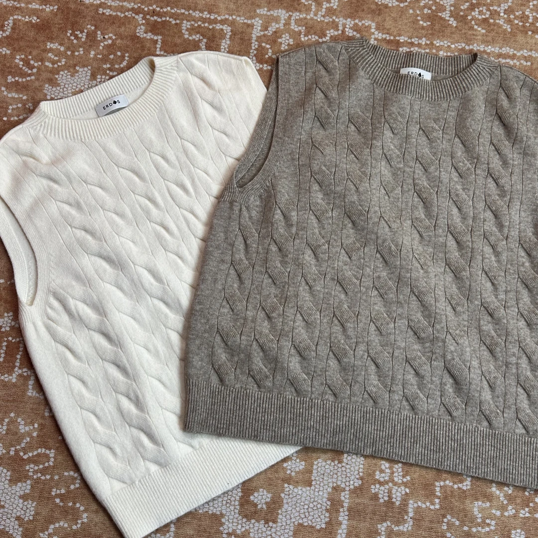 三十梦 ｜绞花针织马甲｜复古百搭休闲女马甲宽松针织毛衣打底衫