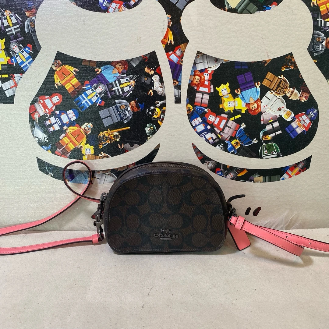 95新 COACH/蔻驰 20959斜挎包