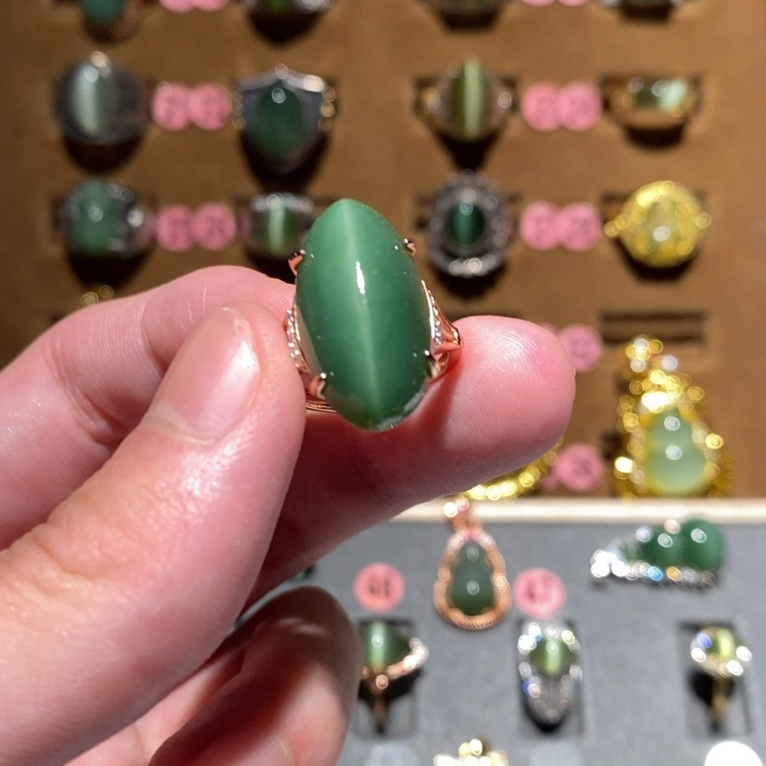 和田玉未镶嵌戒指