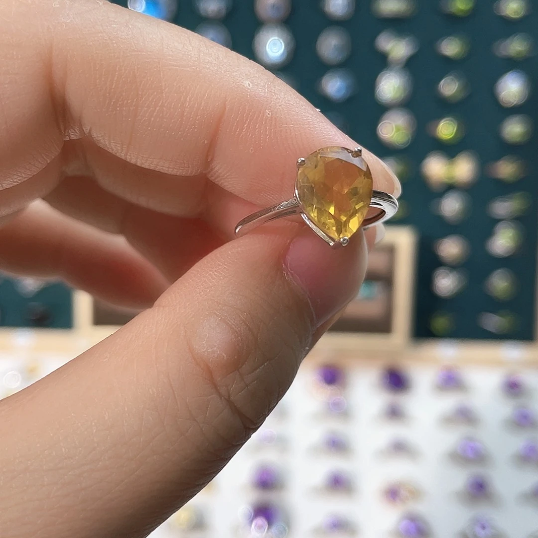 黄晶戒指银S925镶嵌简约水滴款戒指