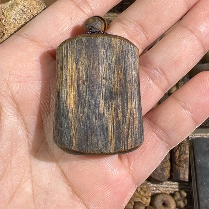 随***）沉香沉香碎屑绿棋楠沉香牌8克