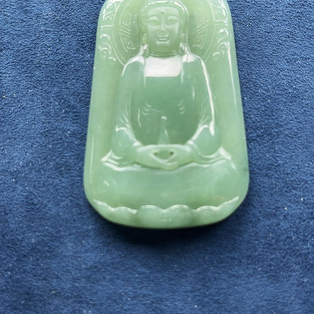 翡翠未镶嵌颈饰素衣观音