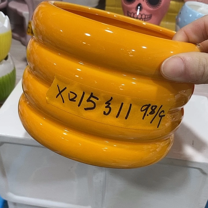 陶盆有孔 瑕疵针孔漏釉介意勿拍口 15高11