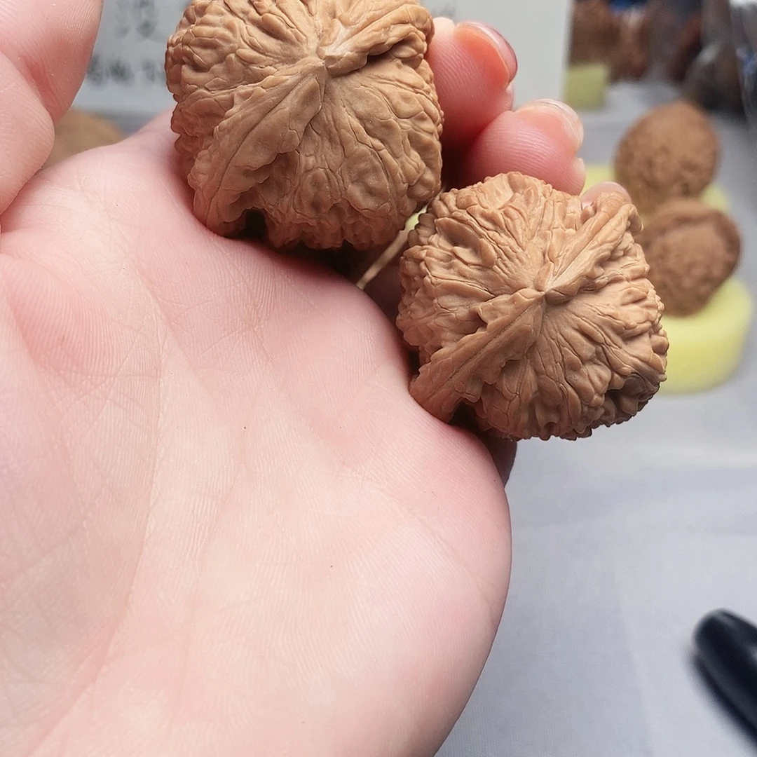 大叶紫檀（黑酸枝木类）磨盘