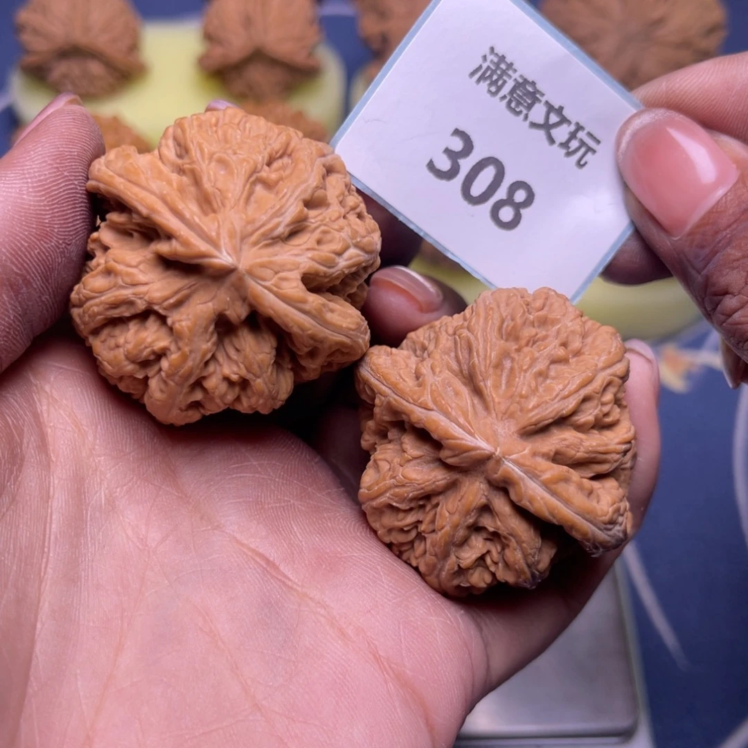 文玩核桃吊坠41全品粗筋308