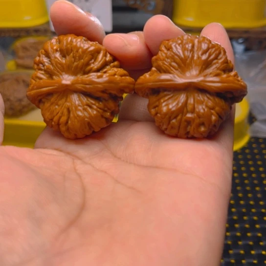 文玩核桃吊坠四座楼