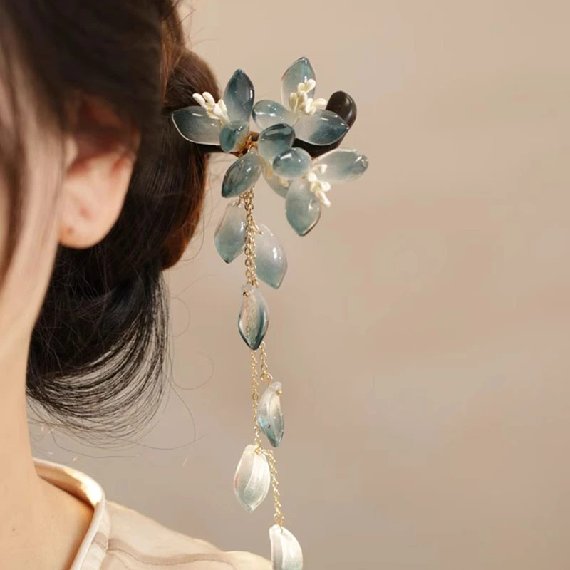 新款设计感头饰古装盘发女搭配流苏发簪合金材质日韩风格