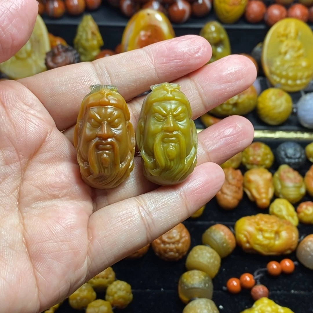 笑***湖玛瑙/玉髓未镶嵌战国红