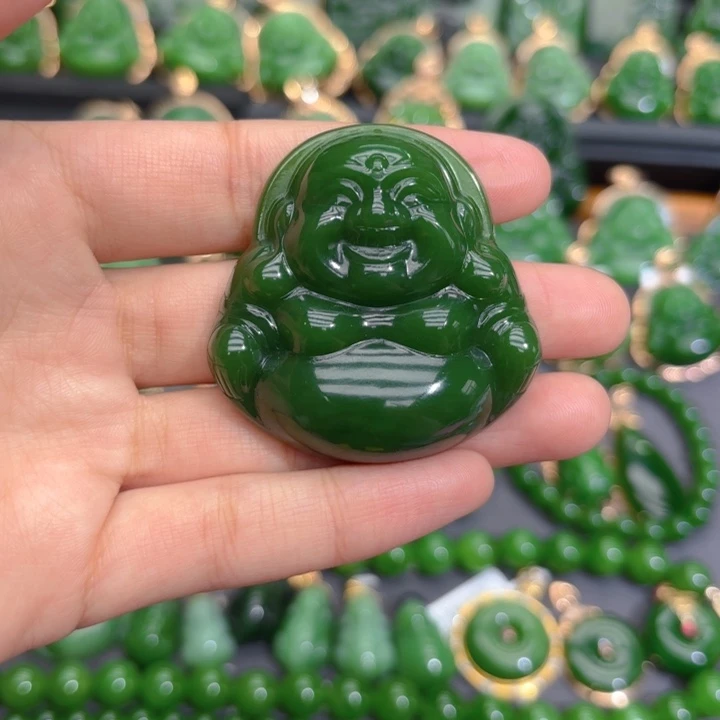 颈饰未镶嵌和田玉（碧玉）特价辣绿47m佛公编绳