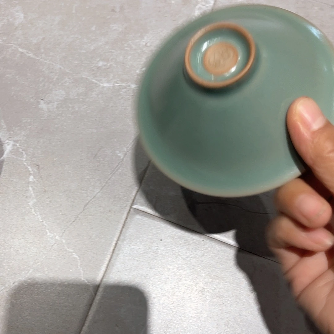 、***海杯子仿古的风格也有不同寻常色彩效果