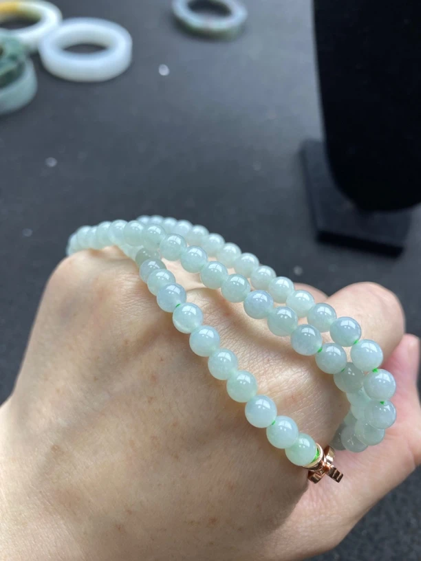 缅甸A货翡翠手串