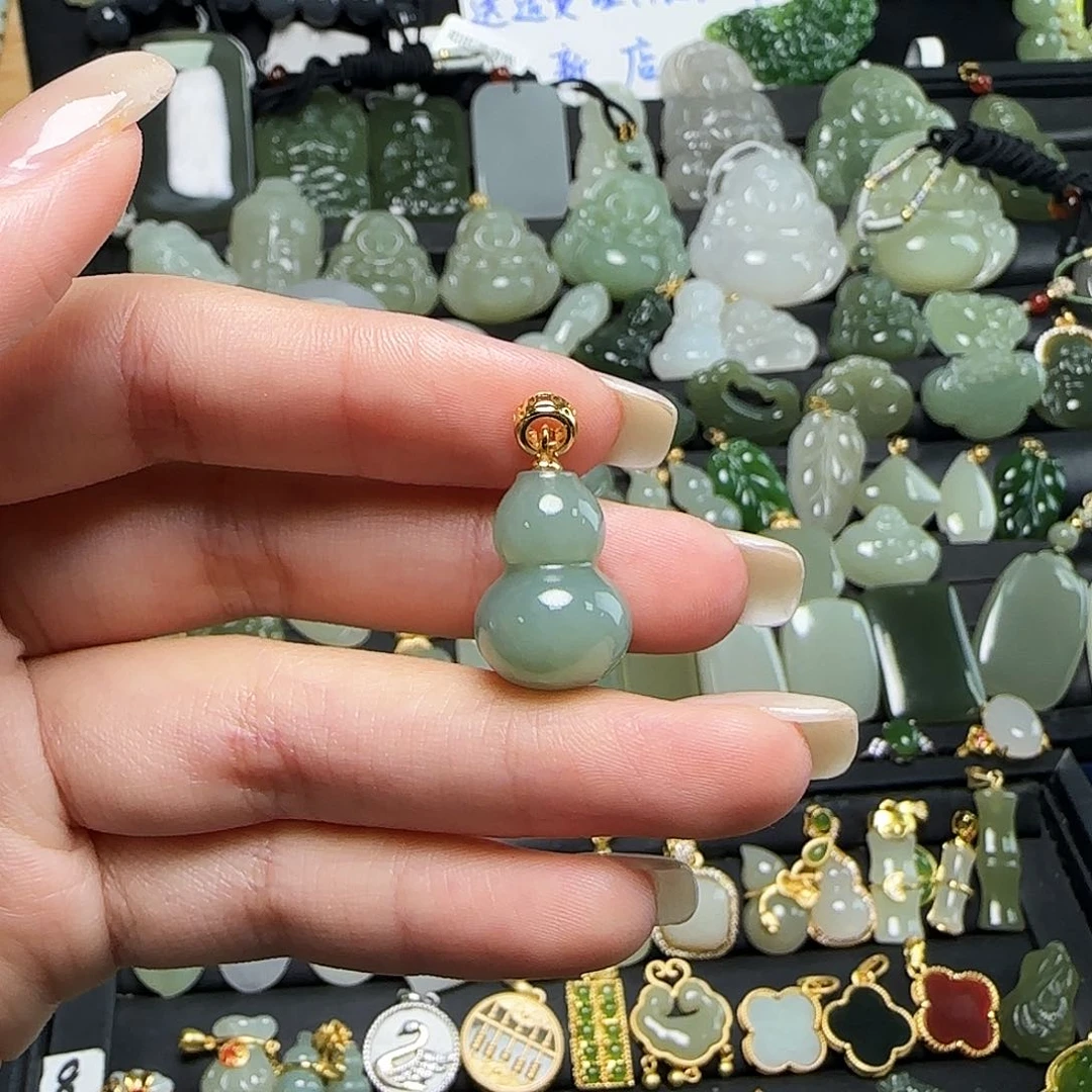 颈饰银S925镶嵌和田玉