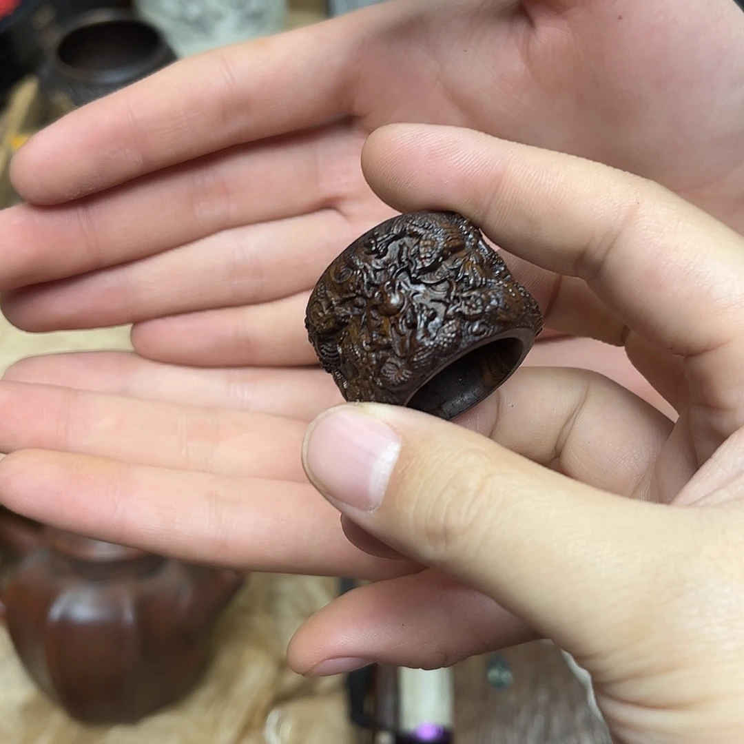 大叶紫檀（黑酸枝木类）