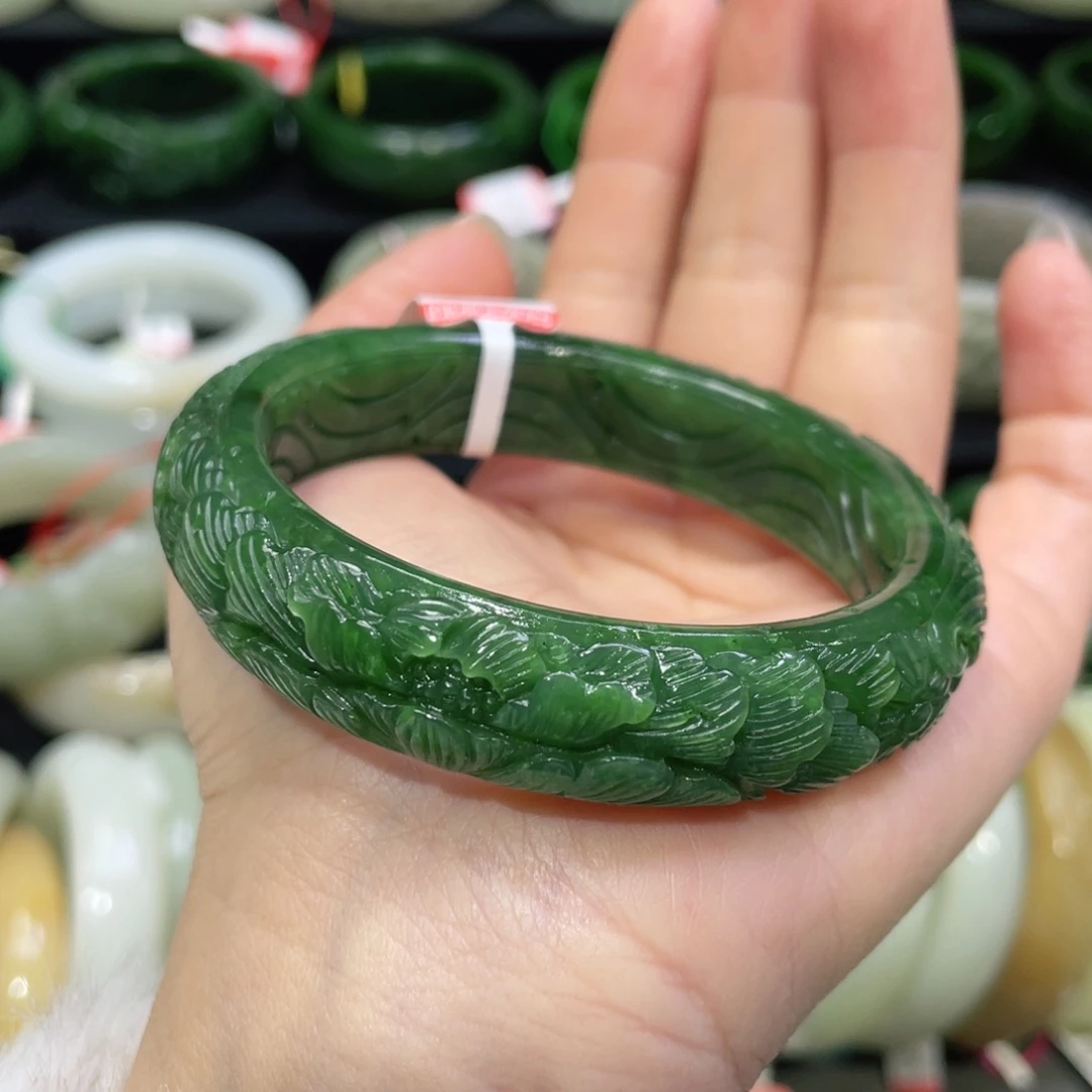 未镶嵌手镯和田玉5
