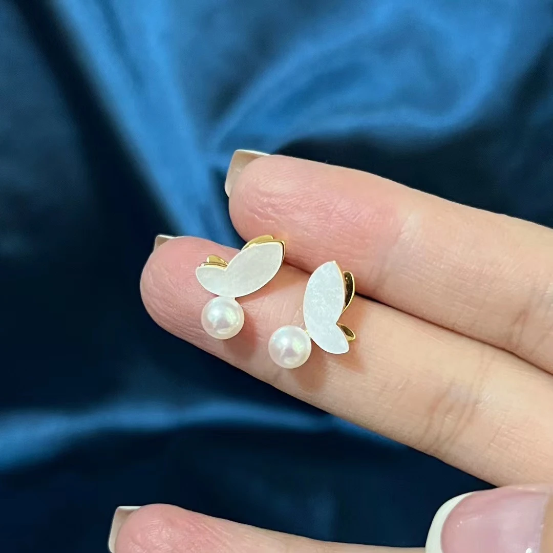 蝴蝶仙子耳钉清纯优美，小资情调