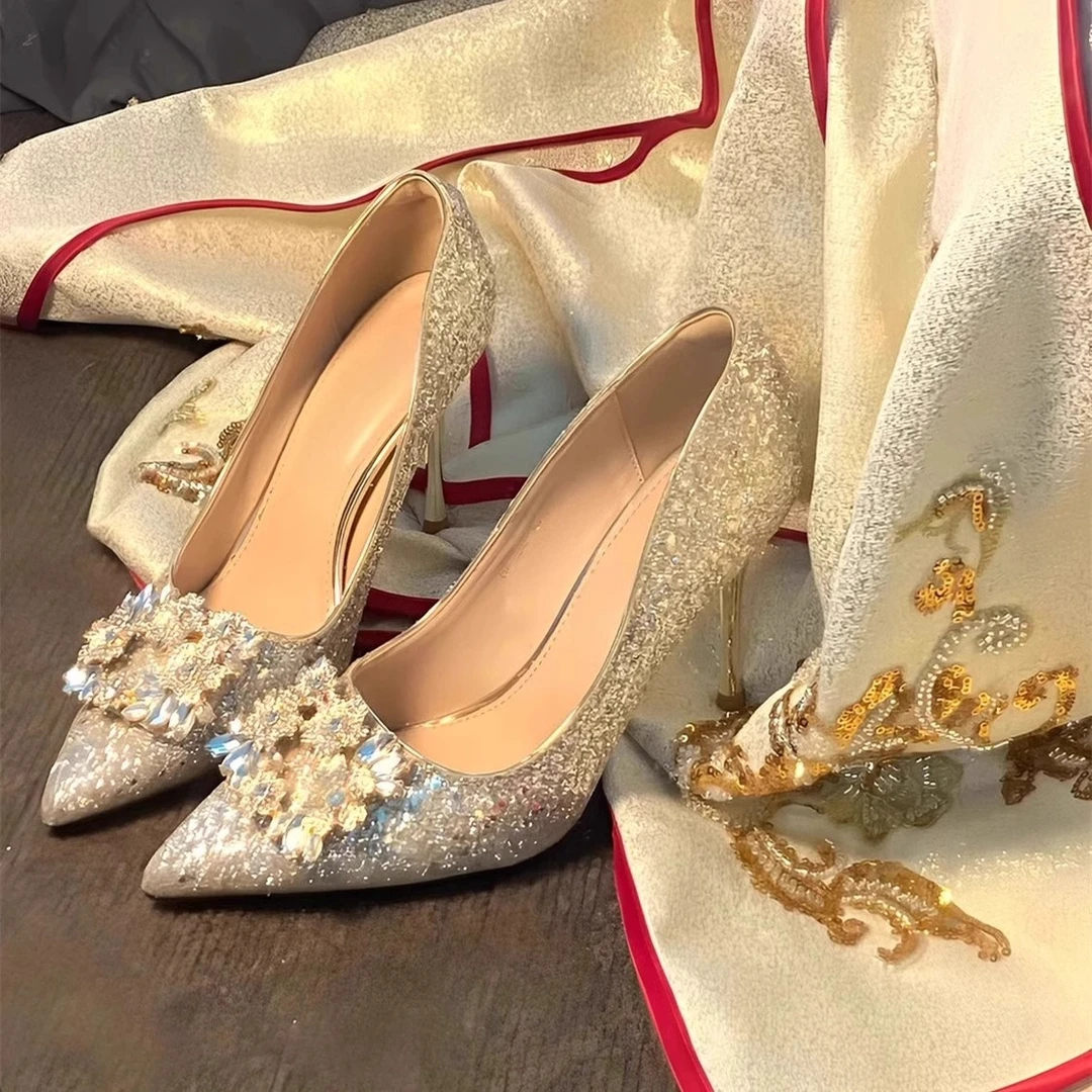 主纱婚鞋禾秀婚纱两穿新娘鞋女2025新款宴会水晶高跟鞋不累脚婚礼