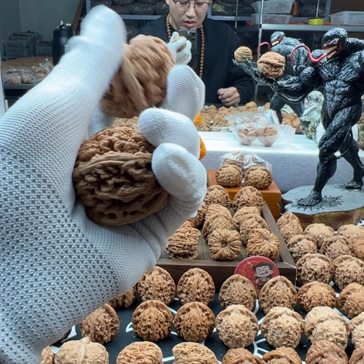 文玩核桃吊坠八斤粗筋全品