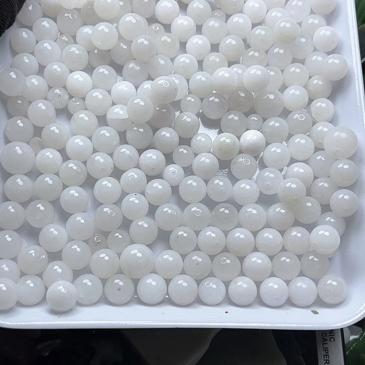 和田玉（糖玉）和田玉边角料9K金镶嵌张*臣