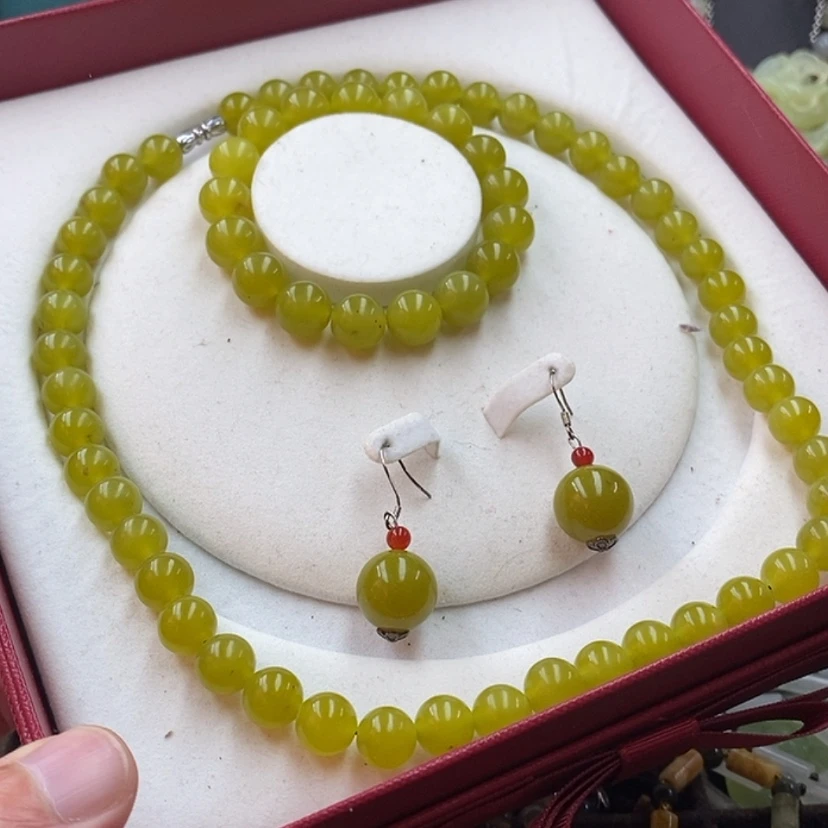 【闪购商品】蛇纹石玉套装未镶嵌