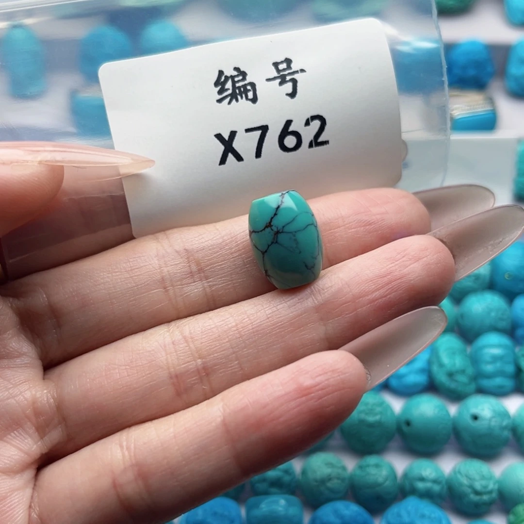 绿松石雕刻未镶嵌