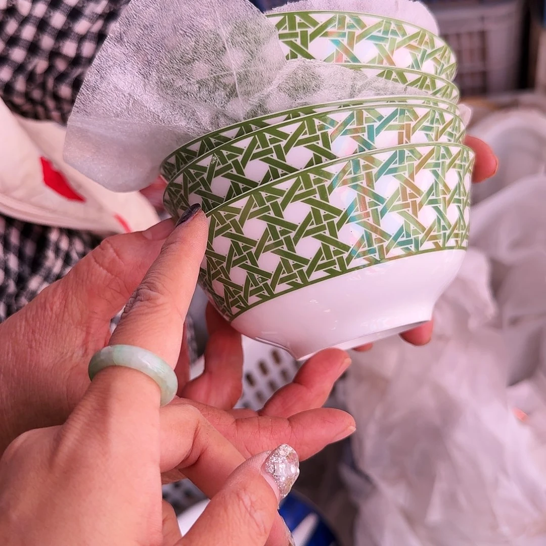 T***艳陶摆件骨瓷陶瓷家用餐具