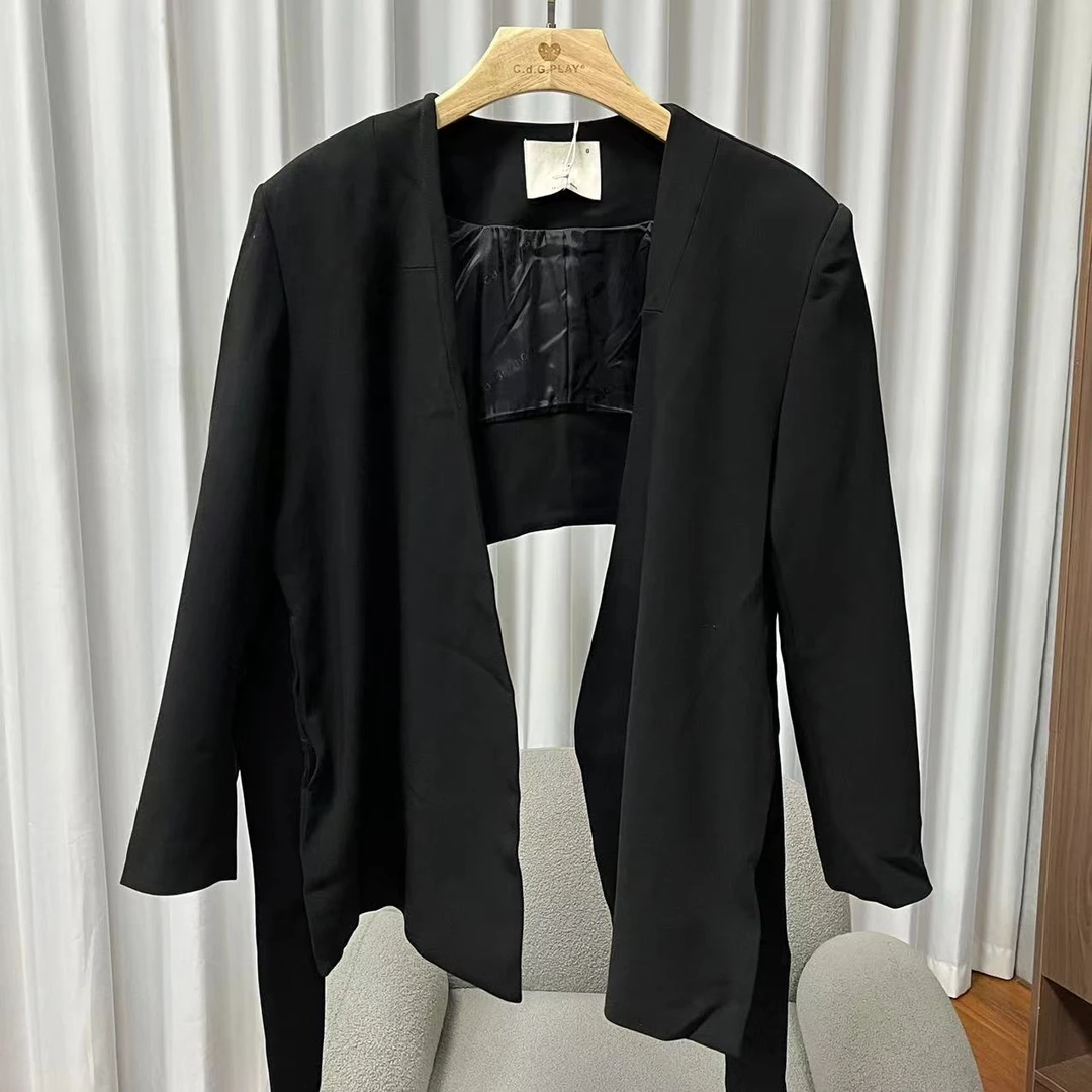 尚系列  Z956 女装秋设计款短外套黑色FW11R99