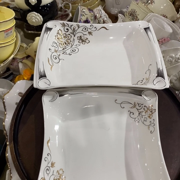 瓷片两个，11111111111111111.9.5英寸